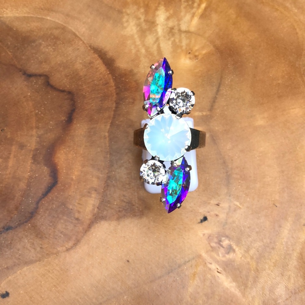 Gorgeous Boho/Tribal Crystal Statement Ring - Picture 3 of 14